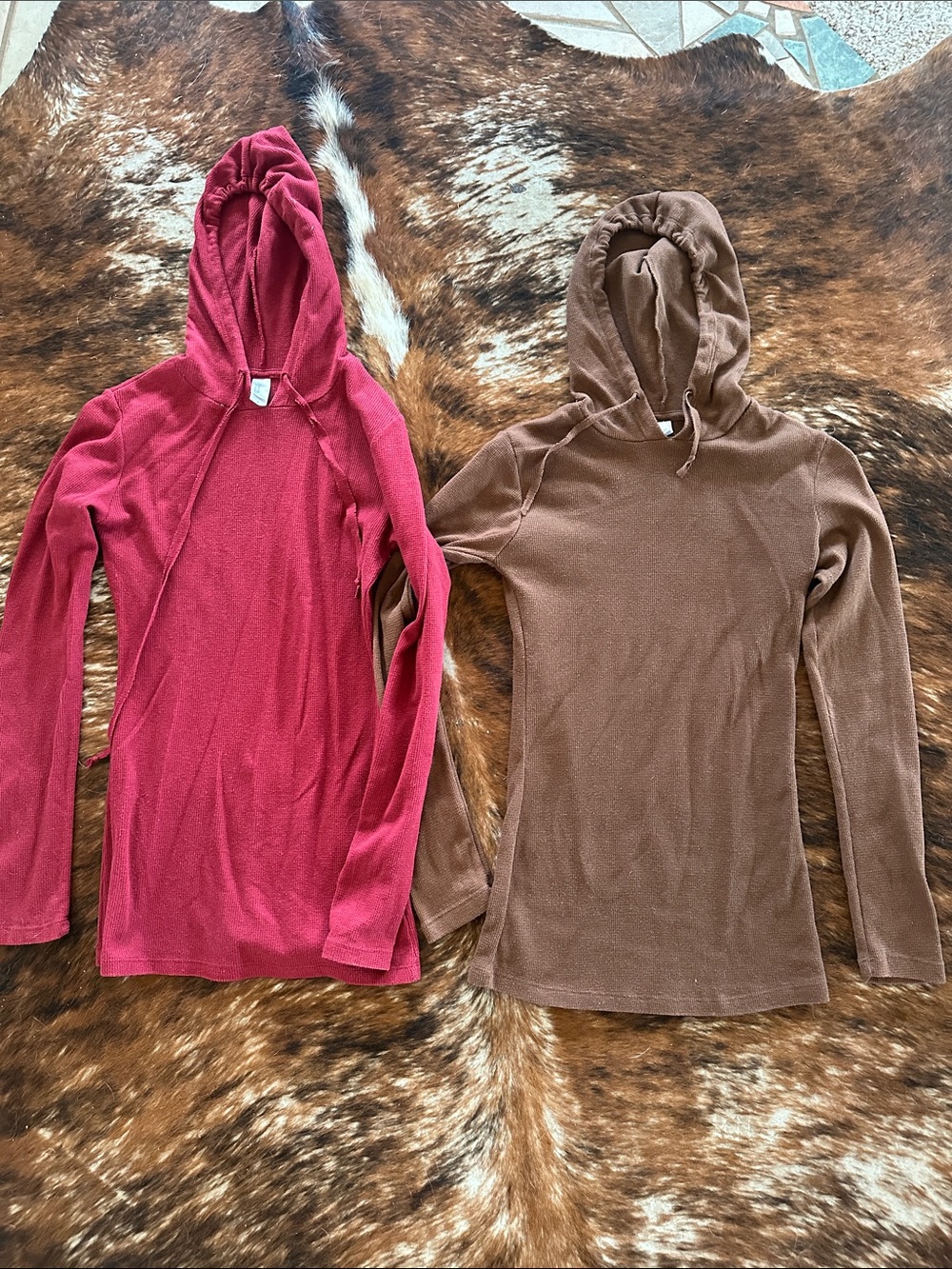 Set of 2 thin waffle knit hoodie sweatshirts